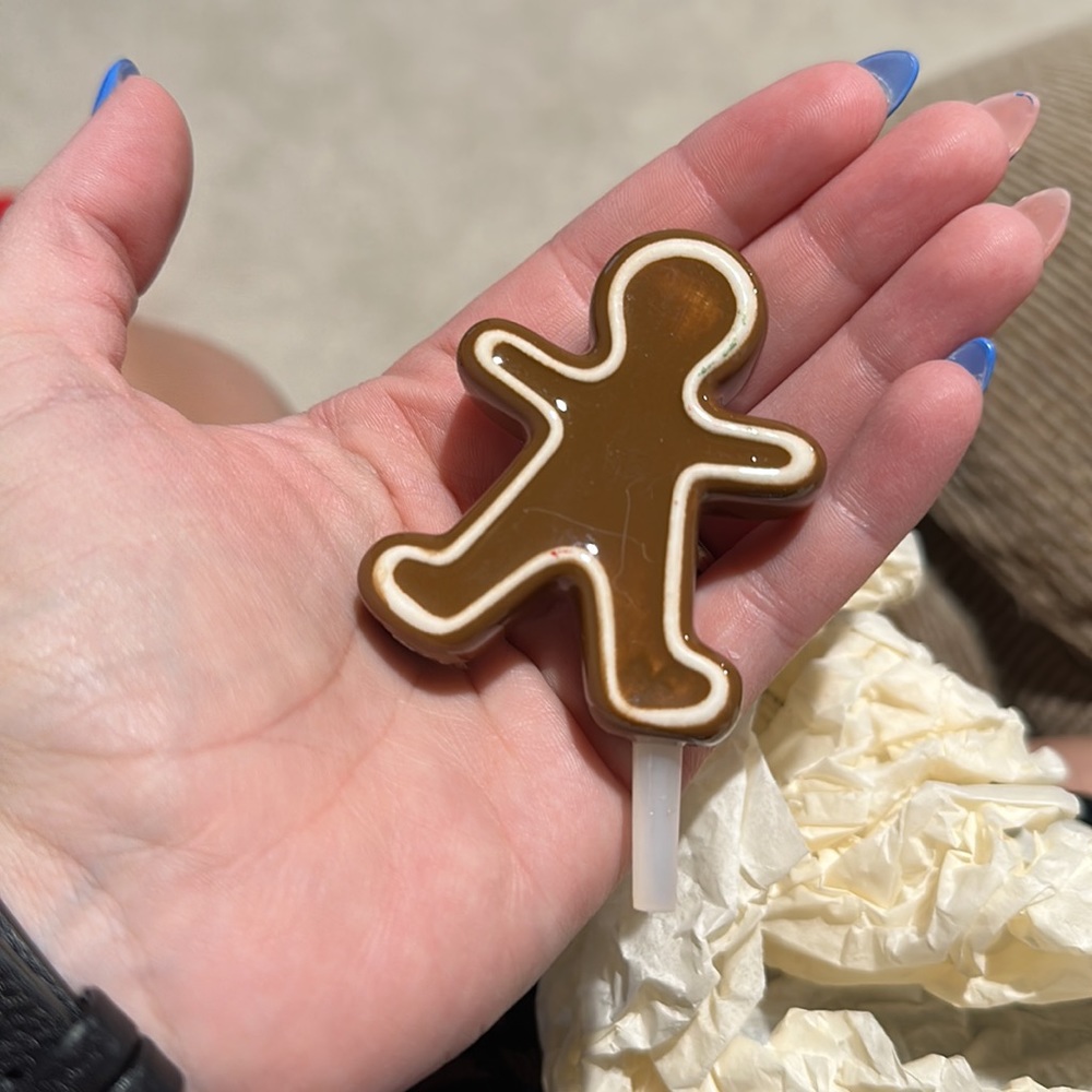 Retired Gingerbread Man - Picture 2 of 4